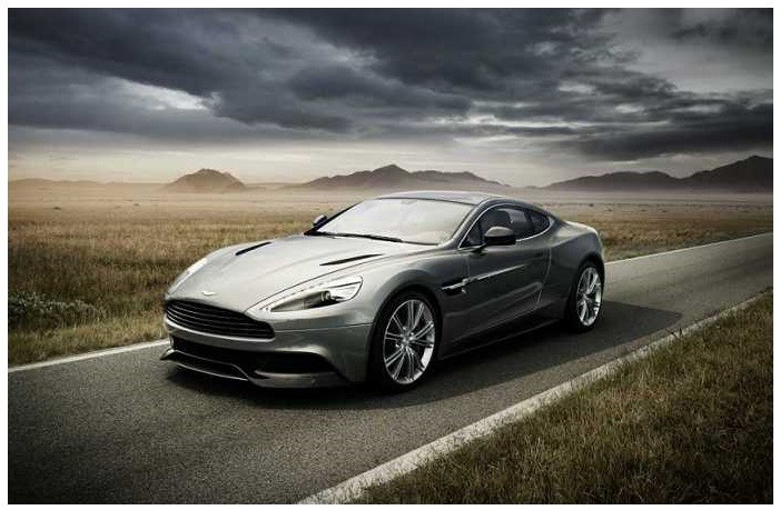  Aston Martin Vanquish